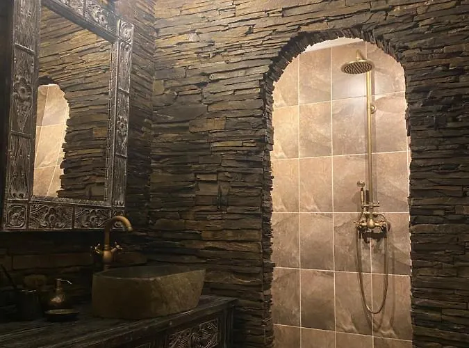 Superb Medieval Apartman *